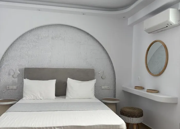 Valetta Inn Naxos City