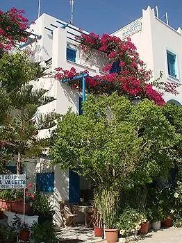 Апартаменты Valetta Inn